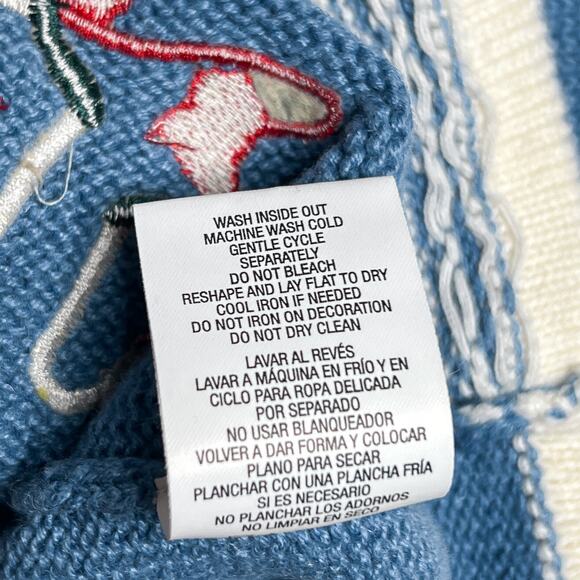 Holiday Editions Ice Skating Snowflake Embroidered Knit Sweater Vest Christmas - Picture 7 of 8